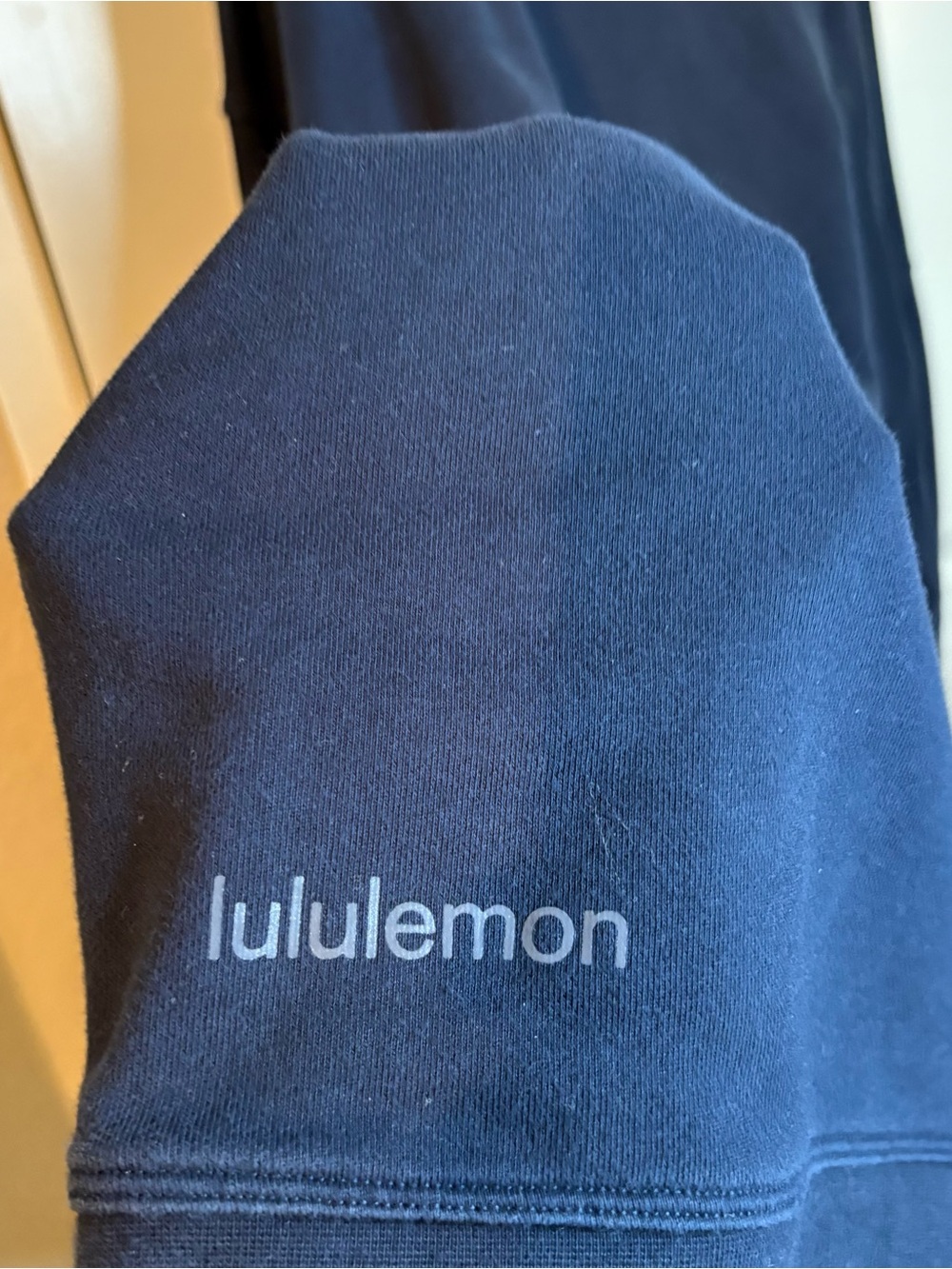 lululemon athletica Perfectly Oversized Crew - Picture 3 of 3